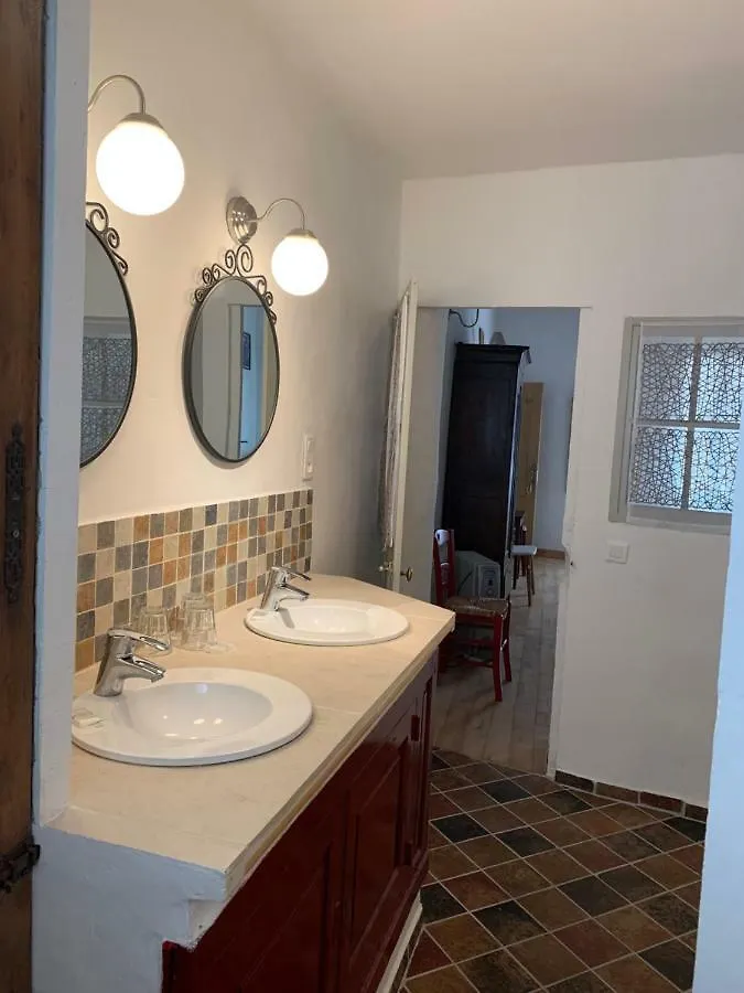 La Sarrasine Hotel Villes-sur-Auzon Guest house
